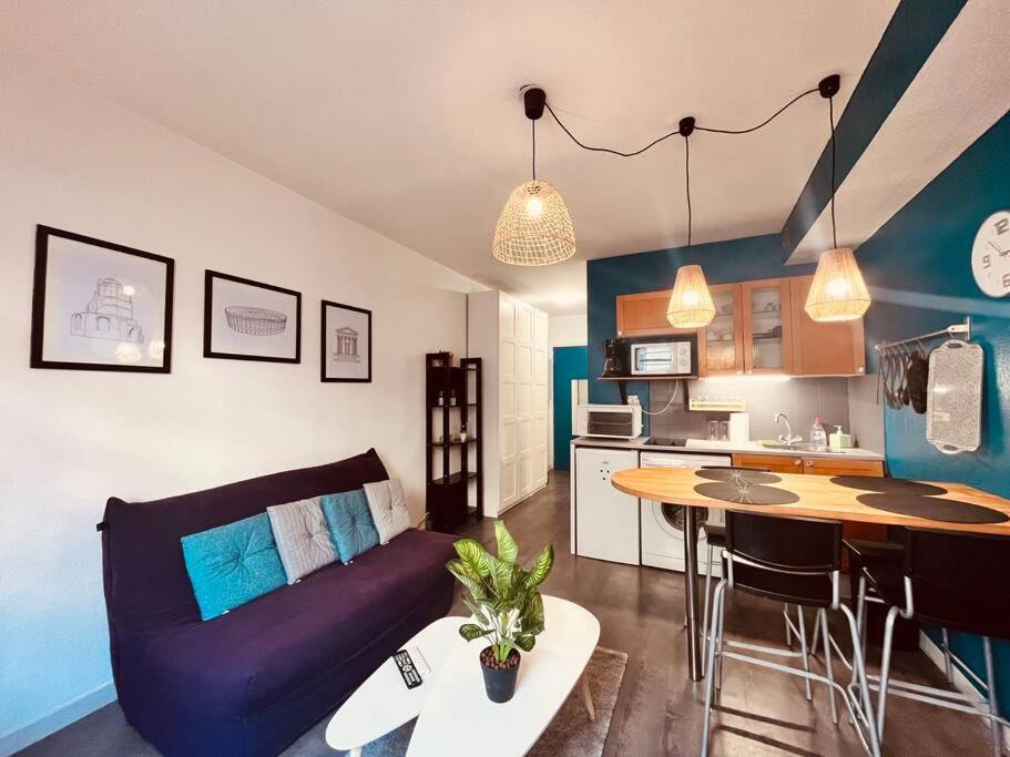 Le Jean-Jaures / Joli Studio Lejlighed Nîmes Eksteriør billede
